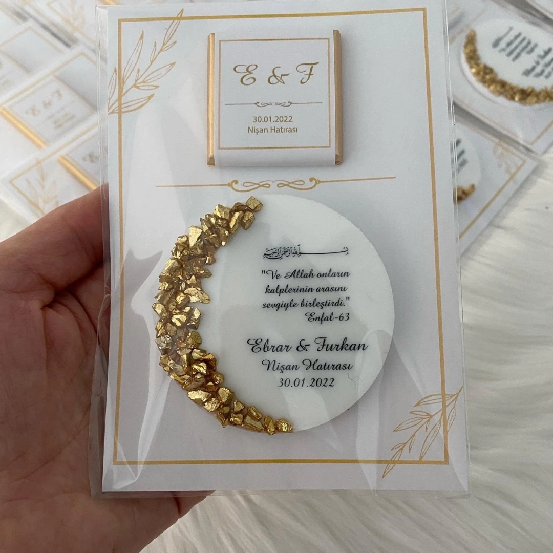 Altın Taşlı Epoksi Magnet ve Çikolata Hediye Seti - 20 Adet