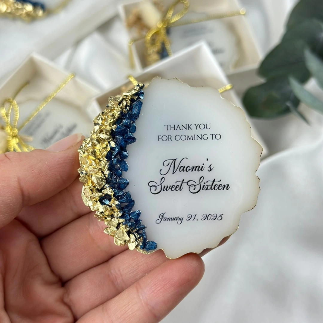 Kişiye Özel Kutulu Epoksi Taşlı Magnet Seti – 20 Adet Zarif ve Kalıcı Hediye