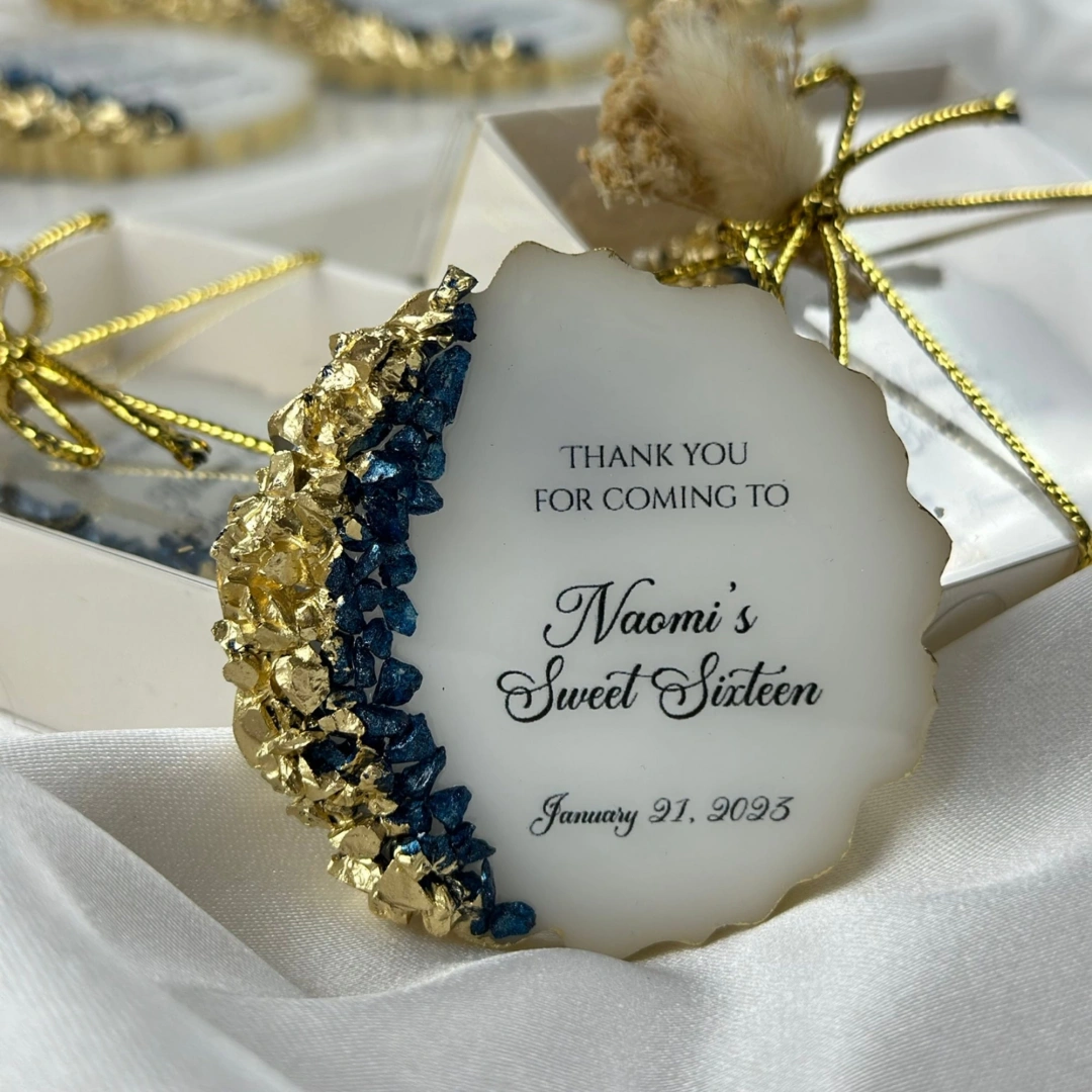 Kişiye Özel Kutulu Epoksi Taşlı Magnet Seti – 20 Adet Zarif ve Kalıcı Hediye