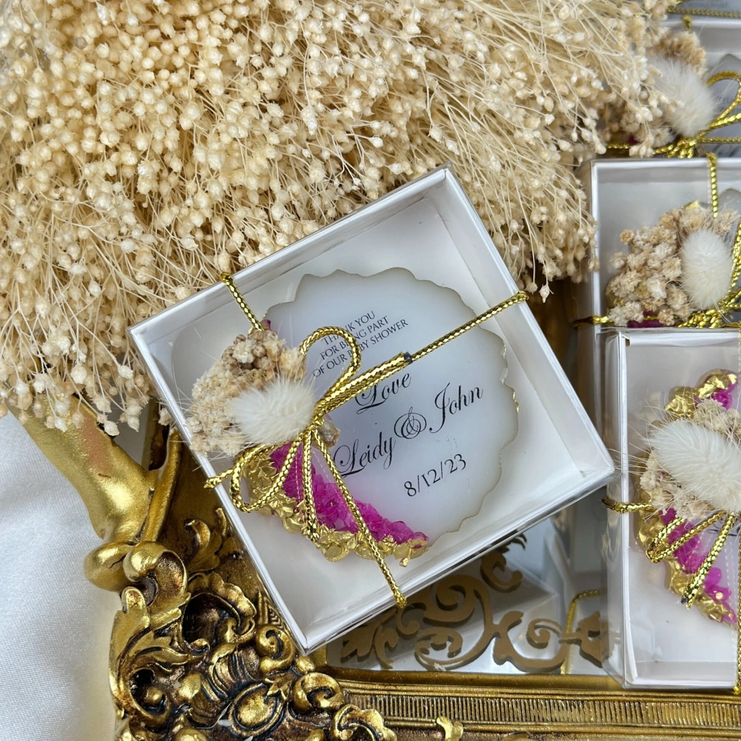 Kişiye Özel Taşlarla Dekore Edilmiş Kutulu Epoksi Magnet Seti – 20 Adet