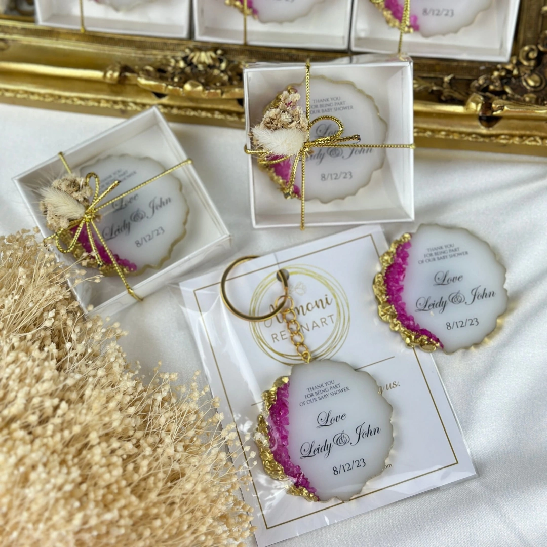 Kişiye Özel Taşlarla Dekore Edilmiş Kutulu Epoksi Magnet Seti – 20 Adet