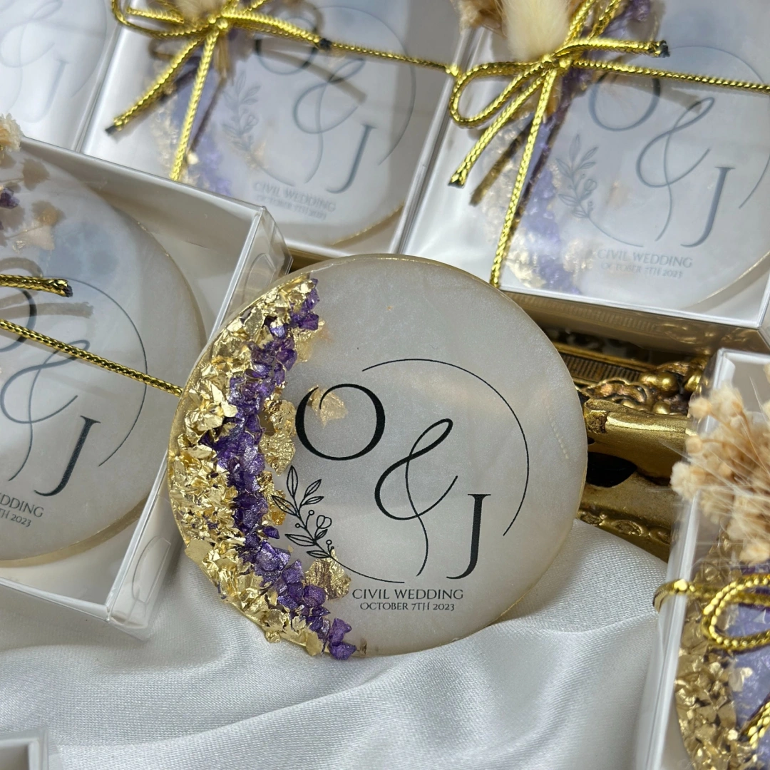 Kişiselleştirilmiş Kutulu Epoksi Magnet Seti – 20 Adet Şık Düğün Hediyesi