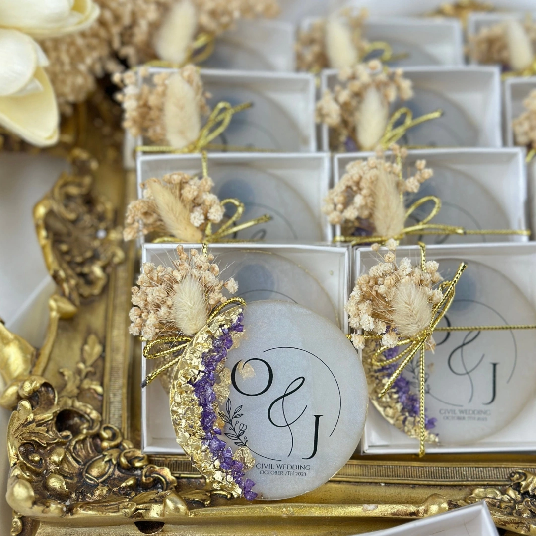 Kişiselleştirilmiş Kutulu Epoksi Magnet Seti – 20 Adet Şık Düğün Hediyesi