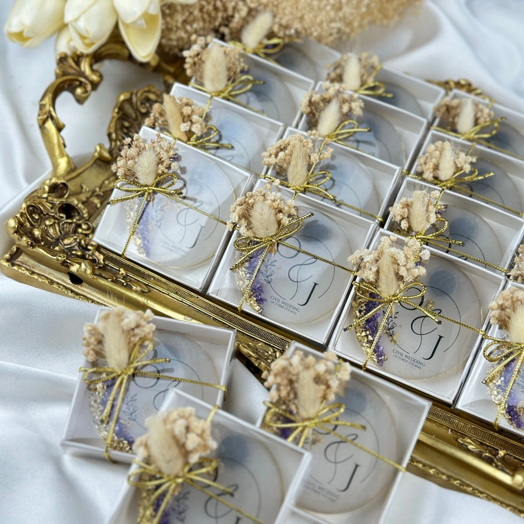 Kişiselleştirilmiş Kutulu Epoksi Magnet Seti – 20 Adet Şık Düğün Hediyesi