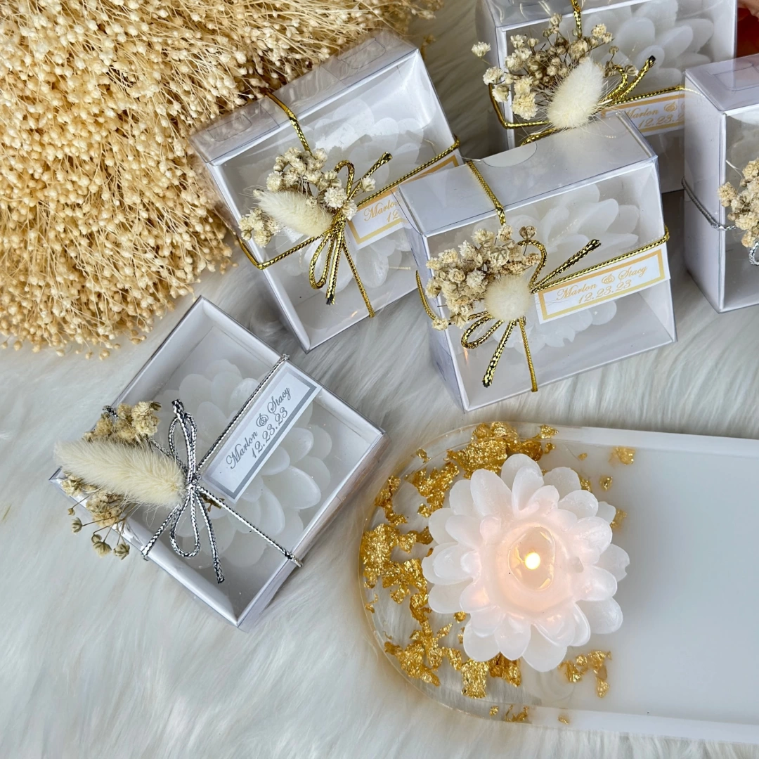 Lotus Işığı – Kişiye Özel Kutulu El Yapımı Doğal Mum Seti (20 Adet)