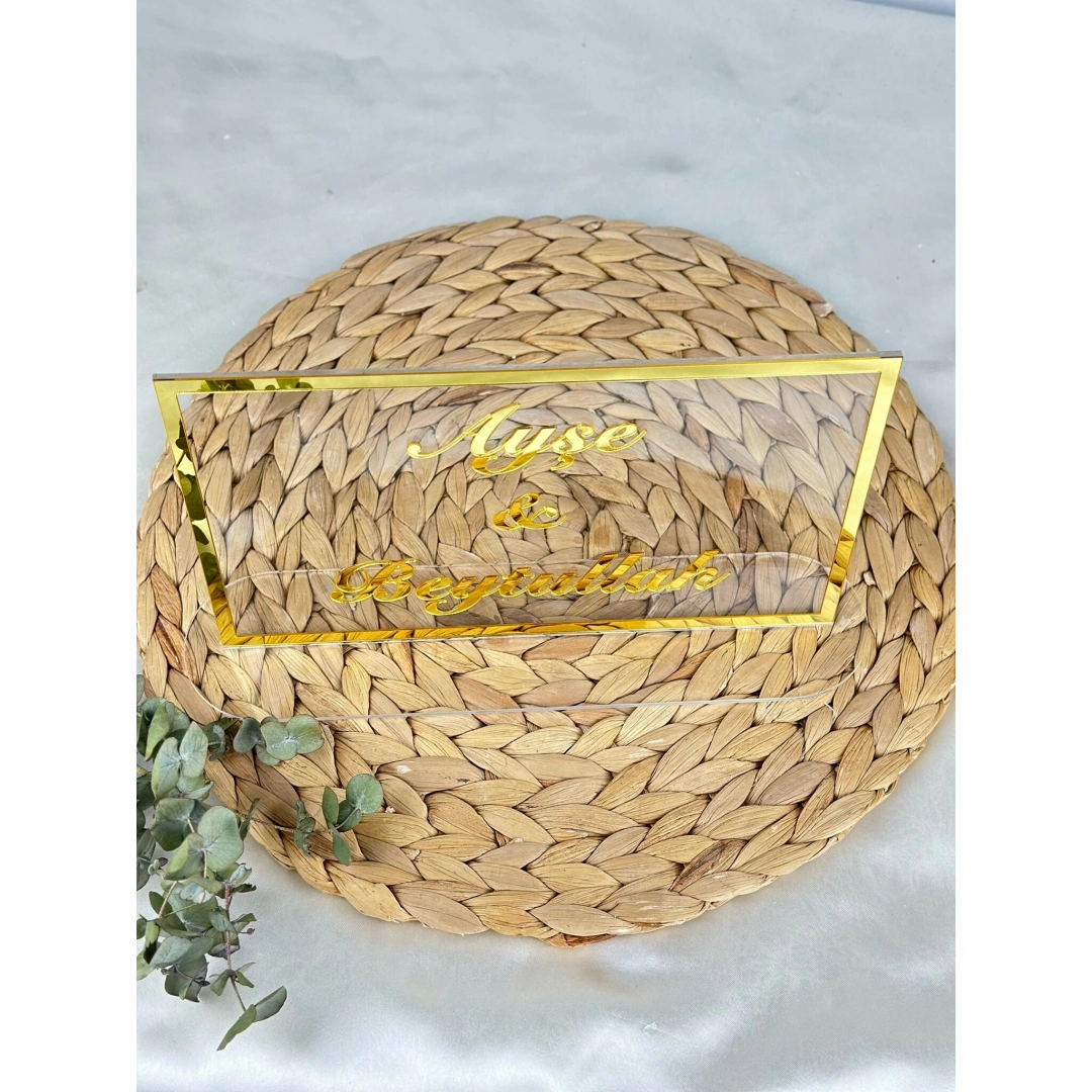 Pleksi Masa İsimliği – Kişiye Özel Nikah & Nişan Dekoru