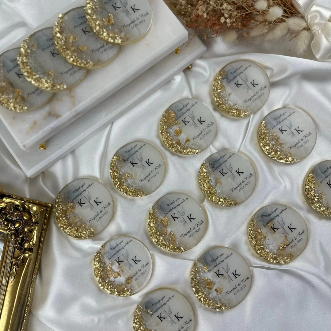 Zarif Taşlı Kişiye Özel Epoksi Magnet Seti – 20 Adet