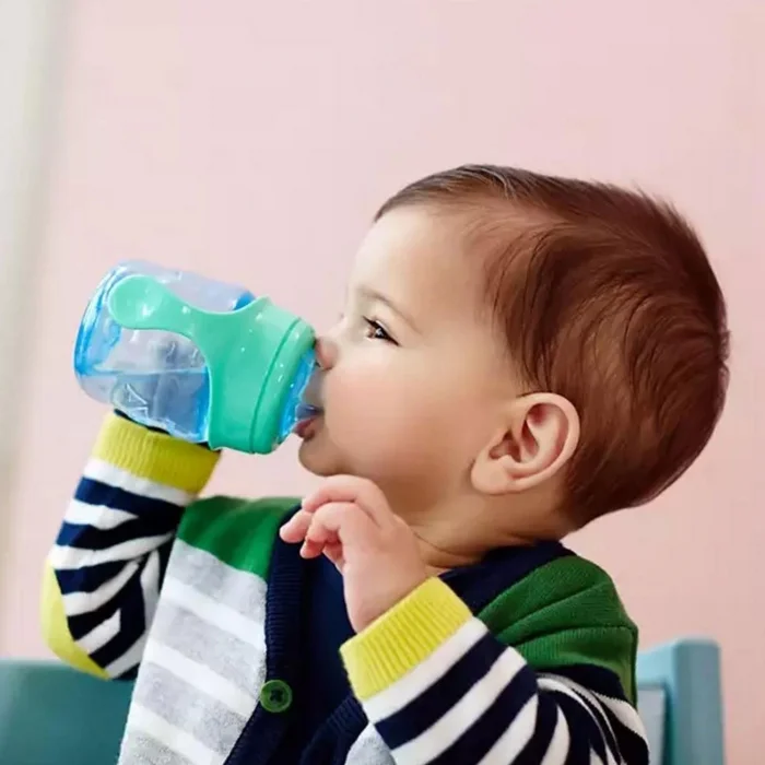 AVENT YEŞİL DAMLATMAZ BARDAK 200ML SCF551/05