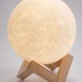 3d Ay Gece Lambası Ahşap Standlı Dekoratif Led Masa Lambası