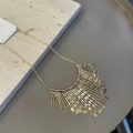 HERŞEYTREND Metal Çubuk Kolye - Altın