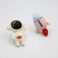 HERŞEYTREND Astronot Hamur Küpe - ÇOK RENKLİ