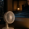 Masaüstü Mini Fan Sessiz Çalışan 2 Hızlı Otomatik Salınımlı Fan