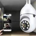 Wifi Kamera Duylu Ampul Görünümlü 360 Derece Dönebilen Ev Kamerası