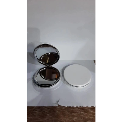 Beyaz Renk Büyüteçli Cep Aynası Yuvarlak