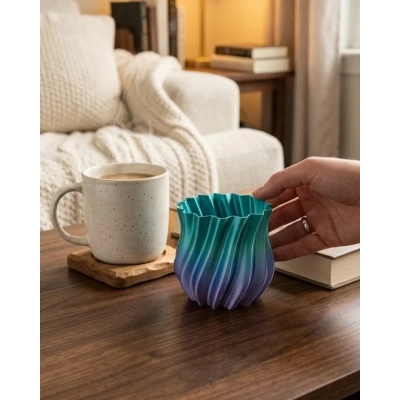 HERŞEYTREND Mavi Degrade Kıvrımlı 3D Vazo Minimal Modern Ev Dekoru