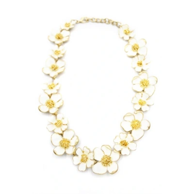 HERŞEYTREND Mineli Çiçek Kolye - Krem