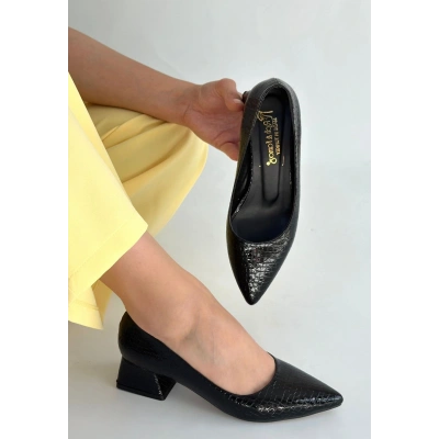 HERŞEYTREND Meort Siyah Rugan Topuklu Ayakkabı