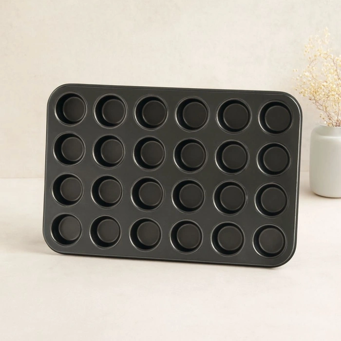 24 Gözlü Metal Muffin Kek Kalıbı Siyah