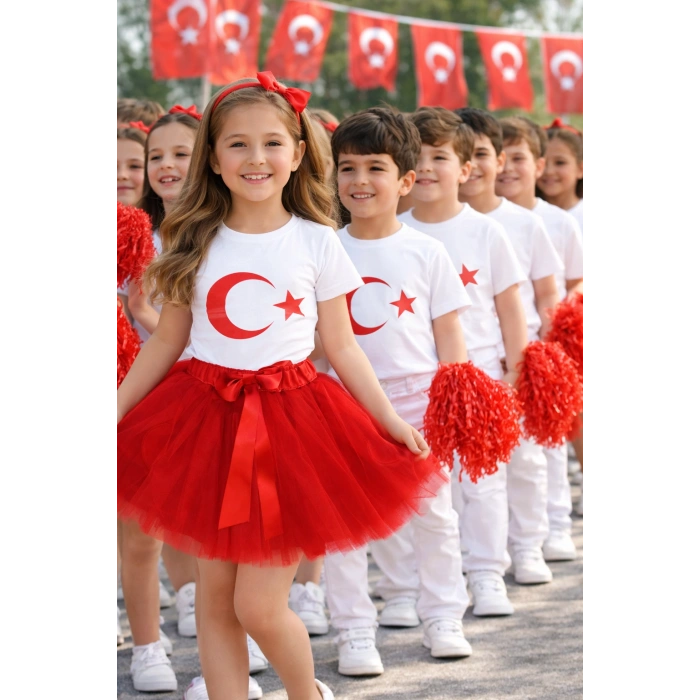 Kız Çocuk 23 Nisan Gösteri Kıyafeti Ay-Yıldız Kısa Kol Beyaz T-shirt ve Tütü Etek Takım