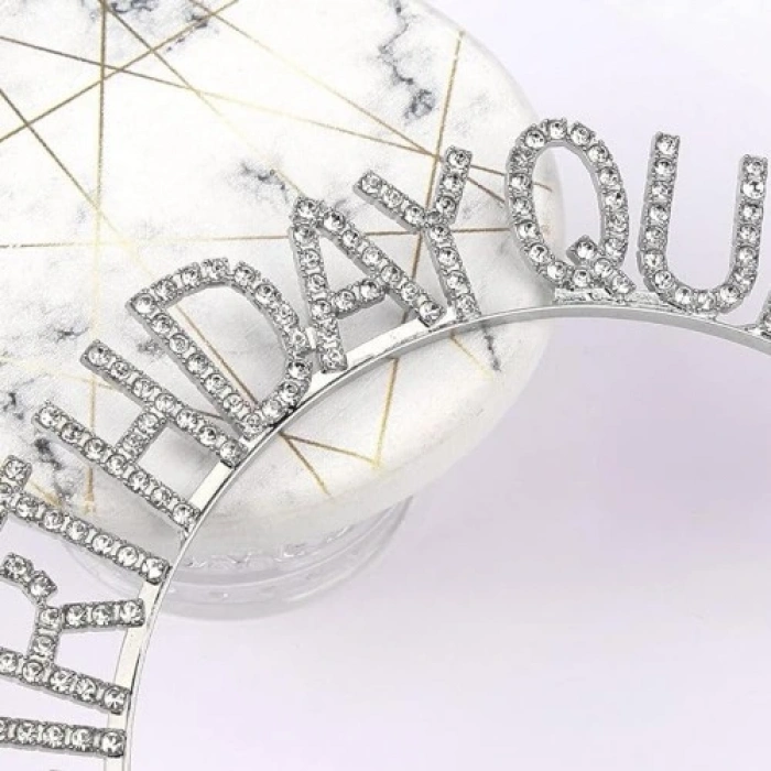 HERŞEYTREND Birthday Queen Yazılı Kraliçe Taç