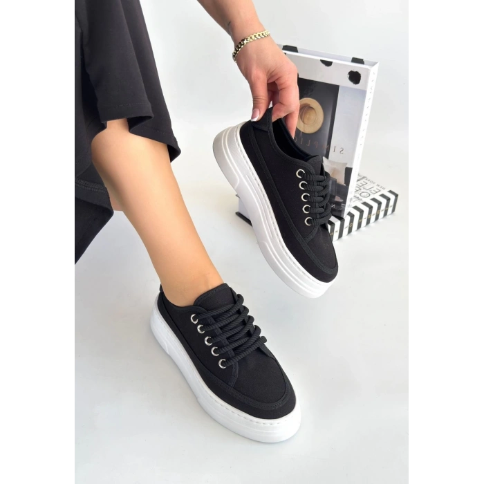 Carin Siyah Keten Bağcıklı Spor Ayakkabı