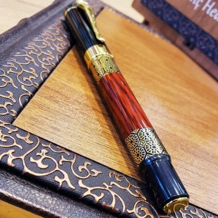 HERŞEYTREND Gold Desenli Metal Roller Kalem