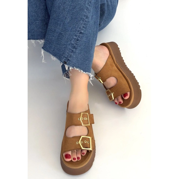 HERŞEYTREND Coer Taba Süet Çift Tokalı Terlik