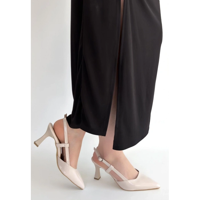 HERŞEYTREND Hoost Bej Rugan Topuklu Ayakkabı