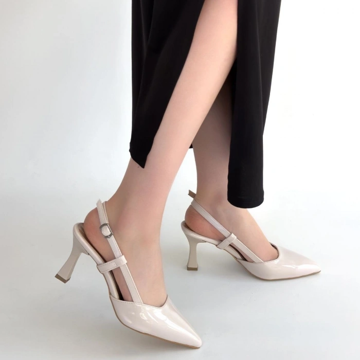 HERŞEYTREND Hoost Bej Rugan Topuklu Ayakkabı