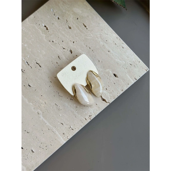 HERŞEYTREND Taşlı Küpe - Krem