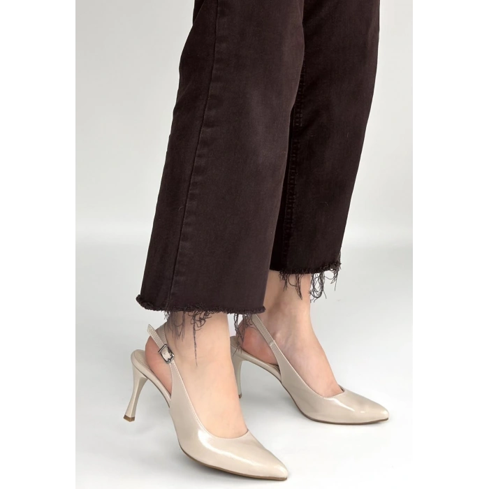 HERŞEYTREND Uster Bej Rugan Topuklu Ayakkabı