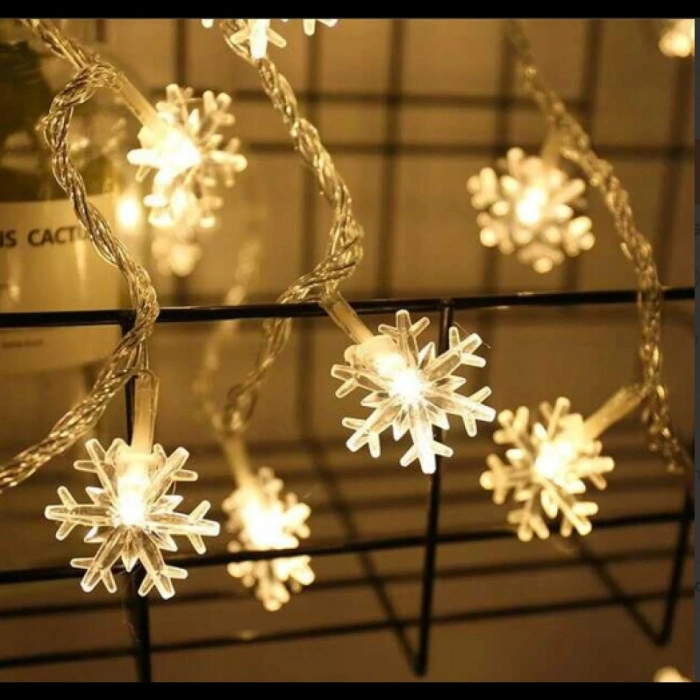 Kar Tanesi 5m 28 Led Gün Işığı Kar Tanesi:4cm Pilli 2 Kademeli
