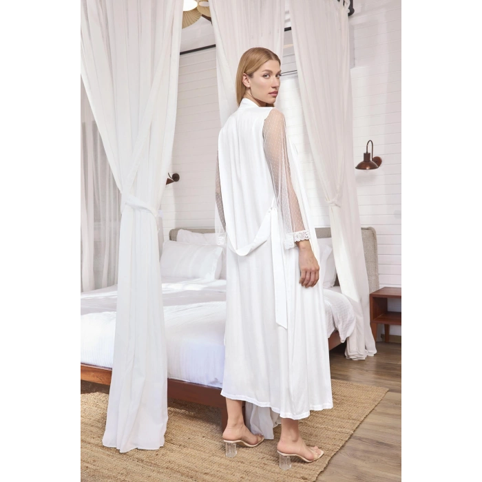 HERŞEYTREND  Dantelli Tüllü ve Dekolteli Saten Sabahlık Takımı