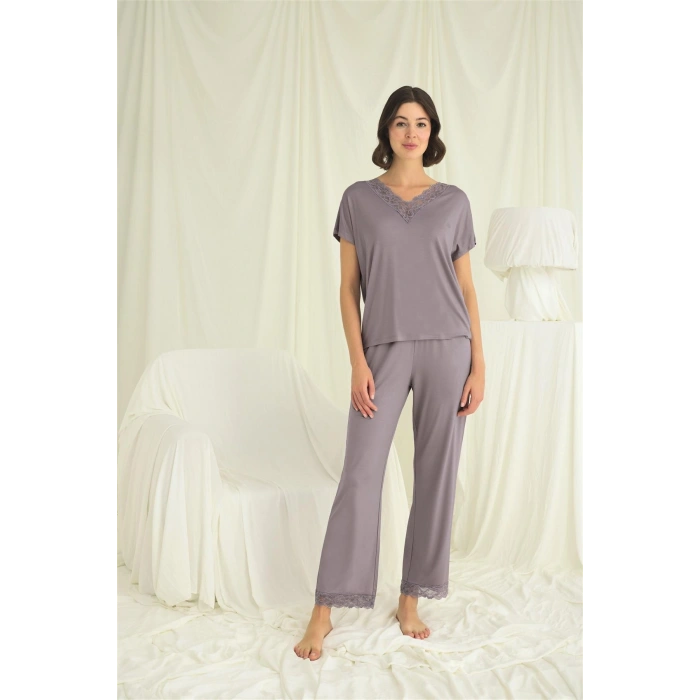 HERŞEYTREND  Kısa Kollu V Yakalı Dantelli Pijama Takımı