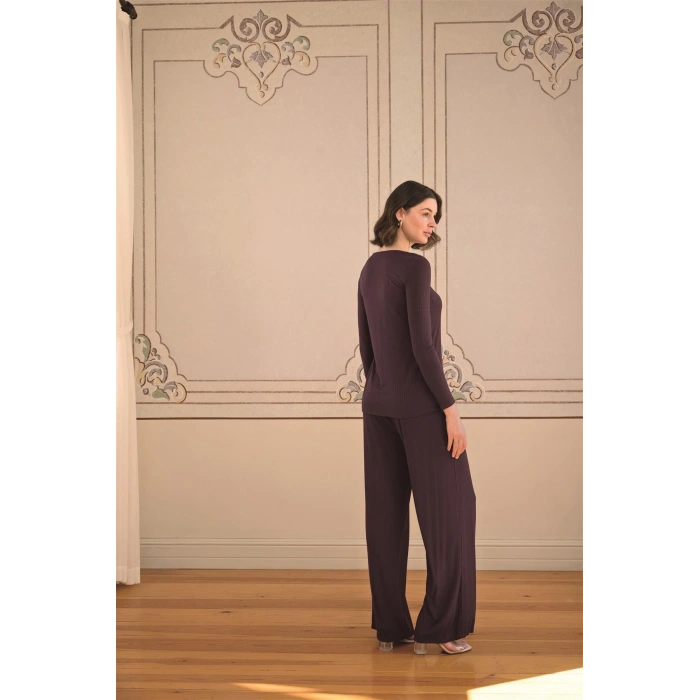 HERŞEYTREND  Uzun Kollu ve Dantelli Pijama Takımı