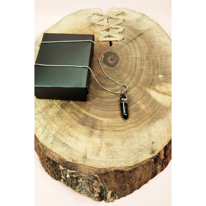 LitaeTrend Dumanlı Kuvars Doğal Taşı Zincirli El Yapımı Kolye Uç: 3 cm Zincir: 20 cm Kutulu