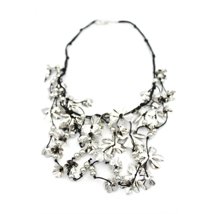 HERŞEYTREND Metal Çiçek Kolye - Gümüş