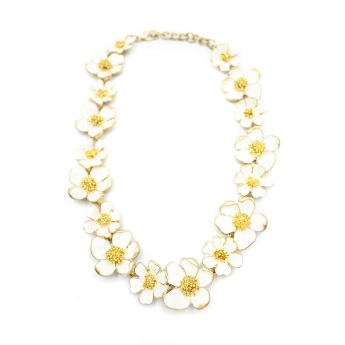 HERŞEYTREND Mineli Çiçek Kolye - Krem