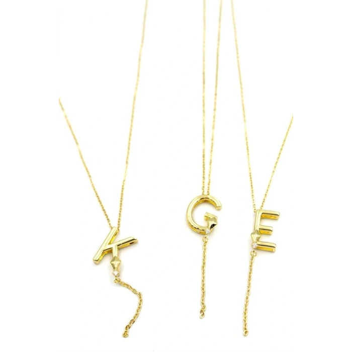 HERŞEYTREND Uzak Şehir Harf Kolye - Altın