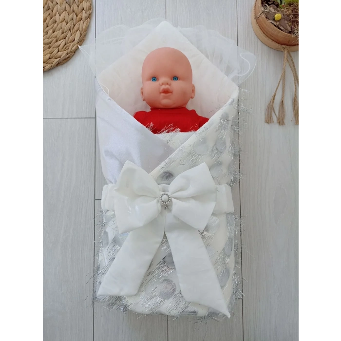 LitaeTrend Yenidoğan İzmir İncisi Tül İşlemeli Pamuklu Fiyonklu Kundaklı Lüks 3lü Alt Açma Seti Gümüş