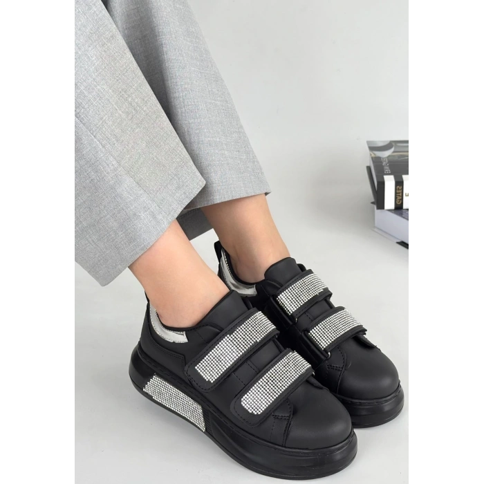 Nino Siyah Cilt Cırt Cırtlı Spor Ayakkabı