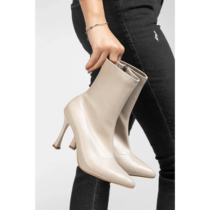 HERŞEYTREND Orjen Bej Cilt Streç Topuklu Bot