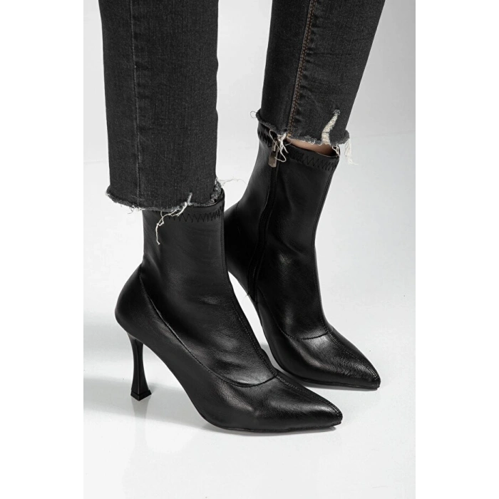 HERŞEYTREND Orjen Siyah Cilt Streç Topuklu Bot