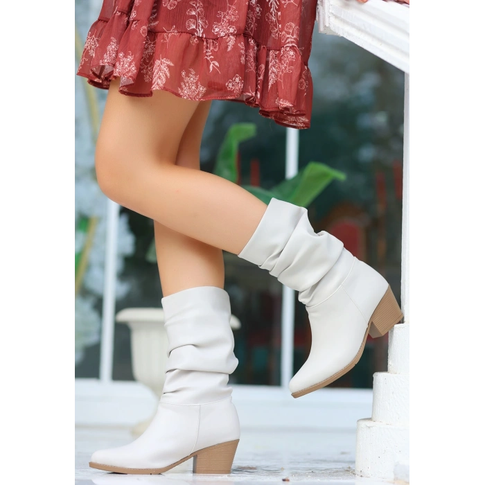 Yior Bej Cilt Topuklu Bot