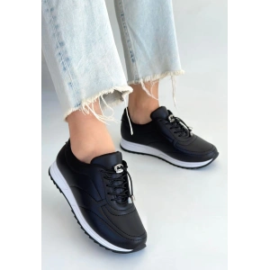 Finna Siyah Cilt Bağcıklı Spor Ayakkabı