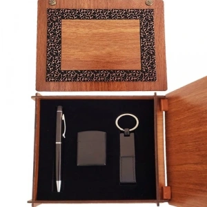 Litae Trend  Ahşap Kutulu Siyah Kalem Anahtarlık ve Mat Çakmak Seti