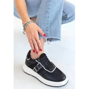 Tanwe Siyah Cilt Bağcıklı Spor Ayakkabı