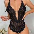 HERŞEYTREND  Metal Kalp Aksesuarlı Fantezi Dantelli Siyah Body