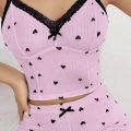 HERŞEYTREND  Pembe Kalp Desenli Askılı Şortlu Pijama Takım