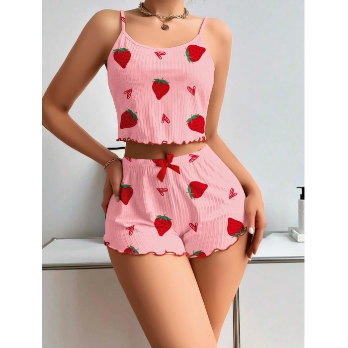 Litae Pamuklu Pembe Üstüne Çilek Desen Fitilli Askılı Şortlu Pijama Takımı